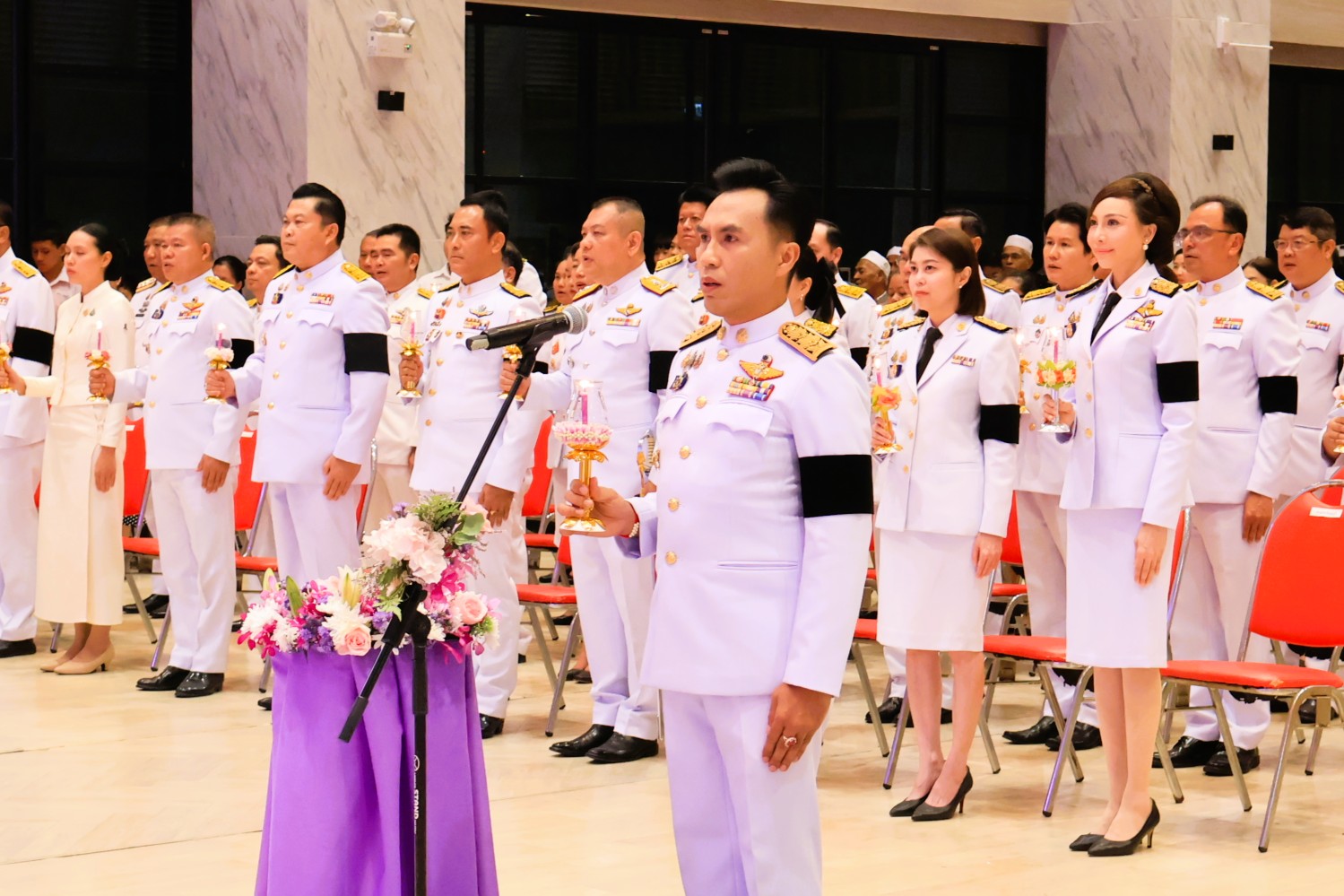 ผู้ว่าราชการจังหวัดลพบุรี นำพสกนิกรทุกหมู่เหล่า ร่วมพิธีถวายราชสดุดีและจุดเทียนถวายพระพรชัยมงคล สมเด็จพระนางเจ้าฯ พระบรมราชินี เนื่องในโอกาสวันเฉลิมพระชนมพรรษา 3 มิถุนายน 2569