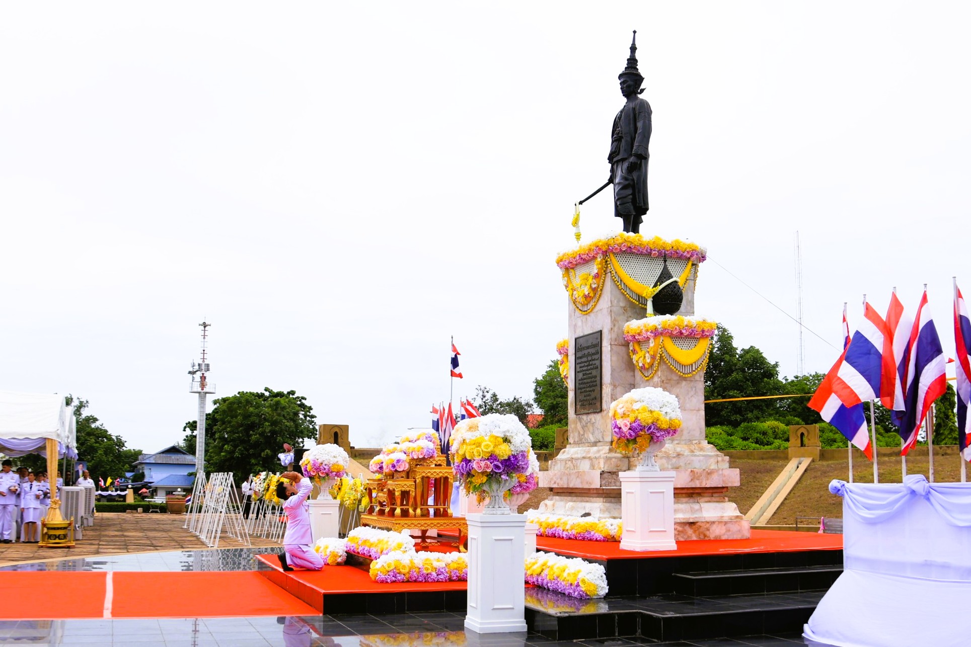 จังหวัดลพบุรีประกอบพิธีสวดพระพุทธมนต์ ถวายเป็นพระราชกุศล เนื่องในวันคล้ายวันสวรรคต "สมเด็จพระนารายณ์มหาราช"&nbsp;