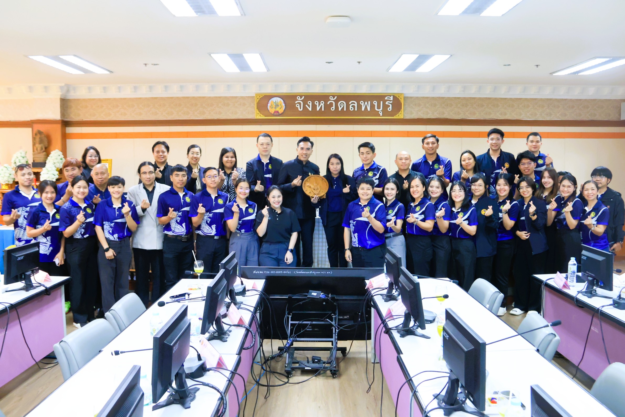 ผู้ว่าฯ ลพบุรี ต้อนรับคณะศึกษาดูงาน สำนักงานจังหวัดแพร่ บรรยายพิเศษ "ถอดรหัสความคิด" ชูค่านิยมองค์กรสู่ความสำเร็จในการจัดทำแผนยุทธศาสตร์จังหวัด