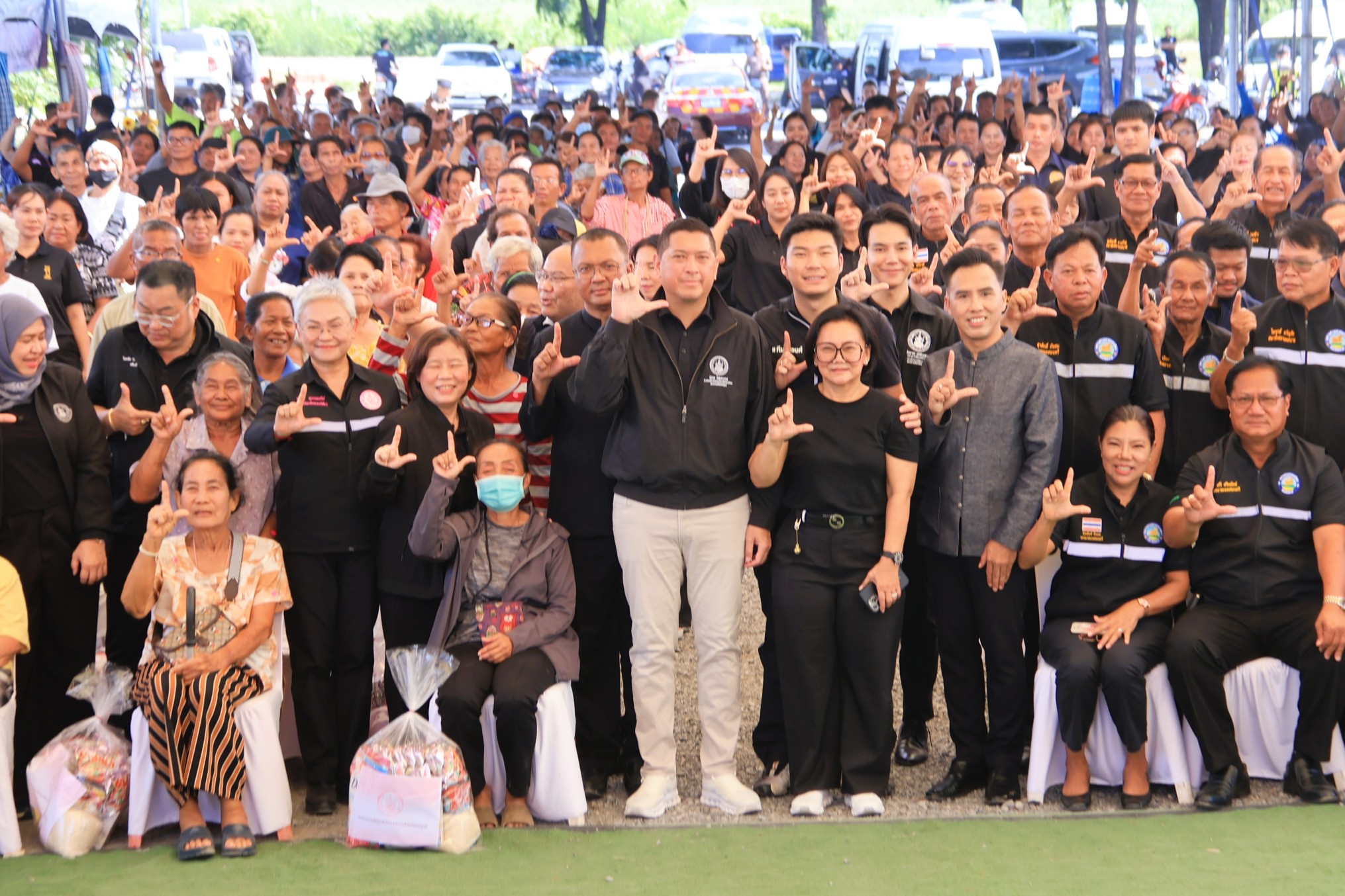 รมว.พม. &ldquo;นิกร&rdquo; นำทีม พม. ปักหมุดจ.ลพบุรี เดินหน้า นโยบาย 8 ด้าน &ldquo;สร้างสังคมอยู่ดี มีโอกาสเพื่อคนไทยทุกคน&rdquo;