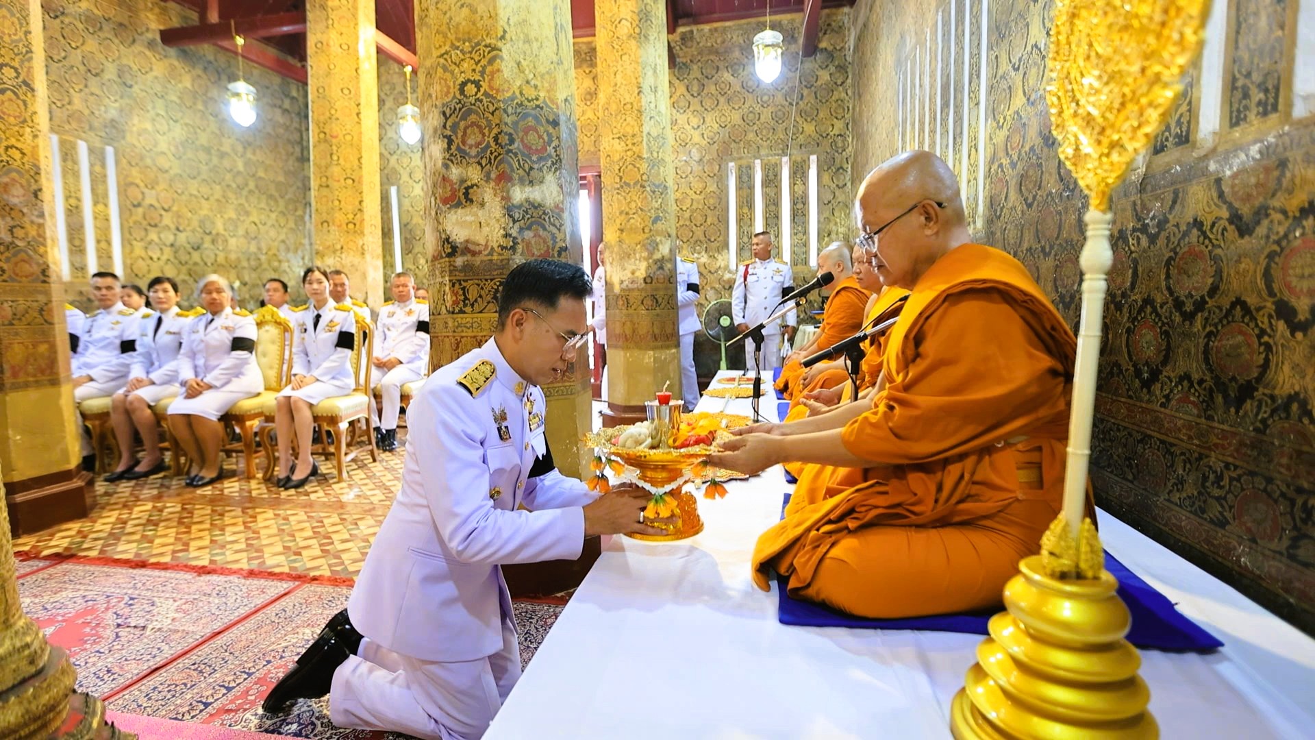 จังหวัดลพบุรี ประกอบพิธีถวายเทียนพรรษาพระราชทานเนื่องในเทศกาลวันอาสาฬหบูชาและวันเข้าพรรษา ประจำปี 2569