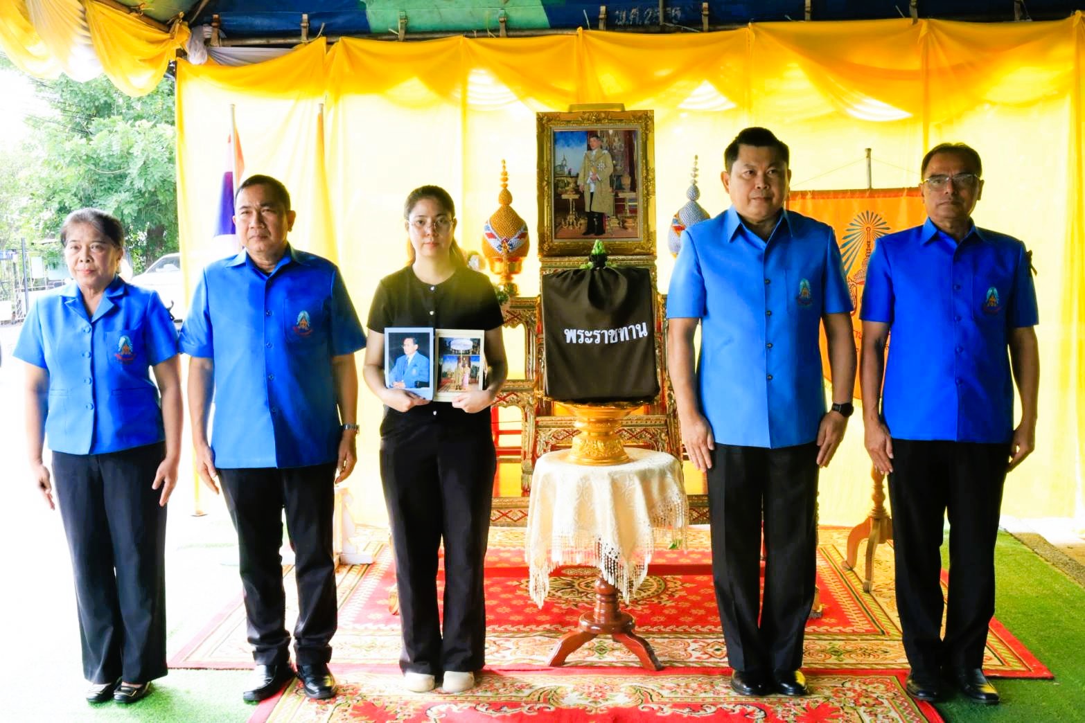 มูลนิธิราชประชานุเคราะห์ ในพระบรมราชูปถัมภ์ จังหวัดลพบุรี เชิญสิ่งของพระราชทานและเงินสงเคราะห์ช่วยเหลือครอบครัวมอบให้ผู้ประสบอัคคีภัย ในพื้นที่ อำเภอเมืองลพบุรี&nbsp;