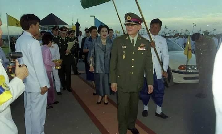 พระบาทสมเด็จพระบรมชนกาธิเบศร มหาภูมิพลอดุลยเดชมหาราช&nbsp;บรมนาถบพิตร และสมเด็จพระนางเจ้าสิริกิติ์ พระบรมราชินีนาถ&nbsp; พระบรมราชชนนีพันปีหลวง เสด็จพระราชดำเนินทรงเปิดเขื่อนป่าสักชลสิทธิ์&nbsp; เมื่อวันที่ ๒๕ พฤศจิกายน พ.ศ.๒๕๔๒
