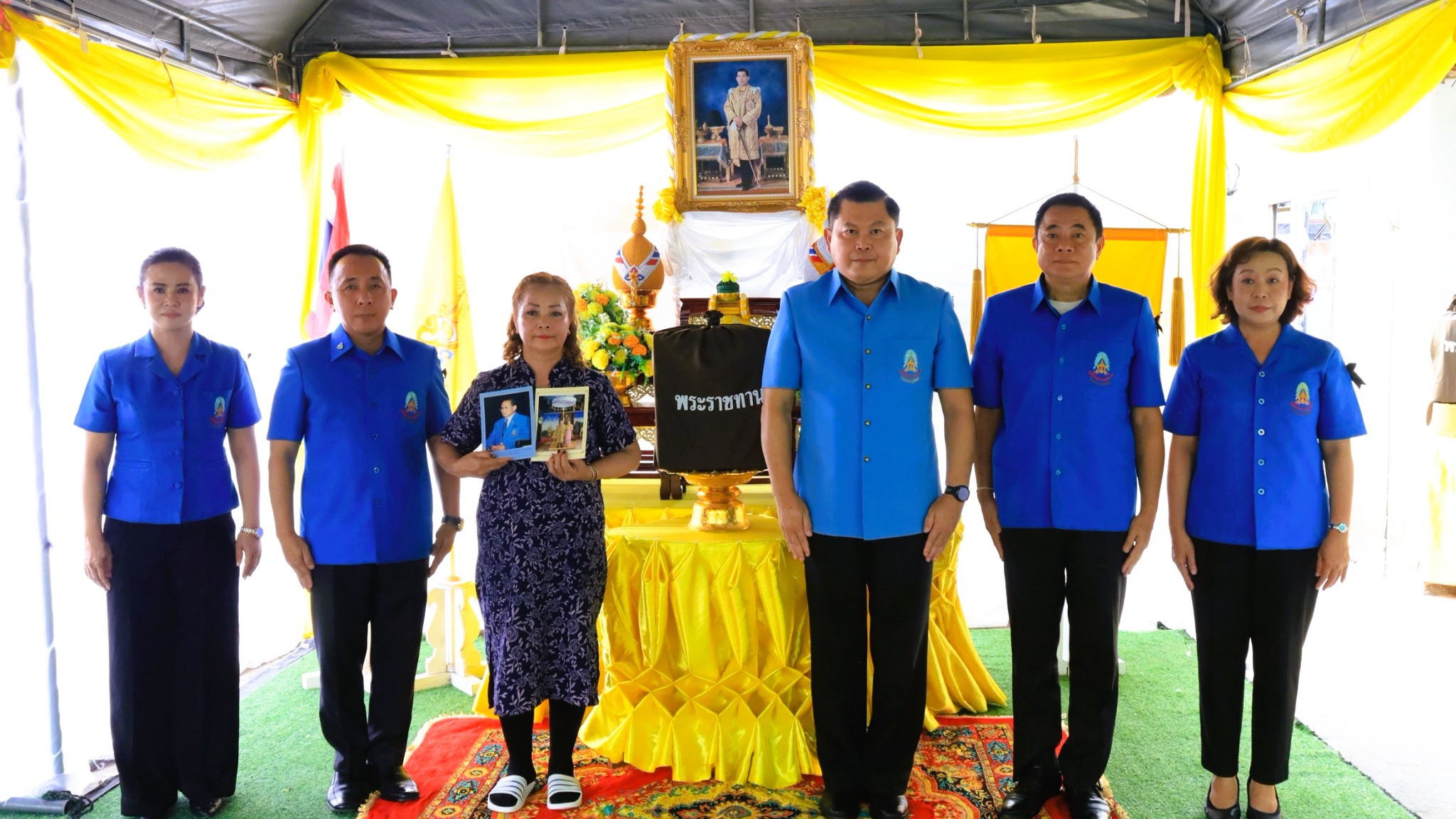 มูลนิธิราชประชานุเคราะห์ ในพระบรมราชูปถัมภ์ จังหวัดลพบุรี เชิญสิ่งของพระราชทานและเงินสงเคราะห์ช่วยเหลือครอบครัวมอบให้ผู้ประสบอัคคีภัย ในพื้นที่ ตำบลสระโบสถ์ อำเภอสระโบสถ์ จังหวัดลพบุรี