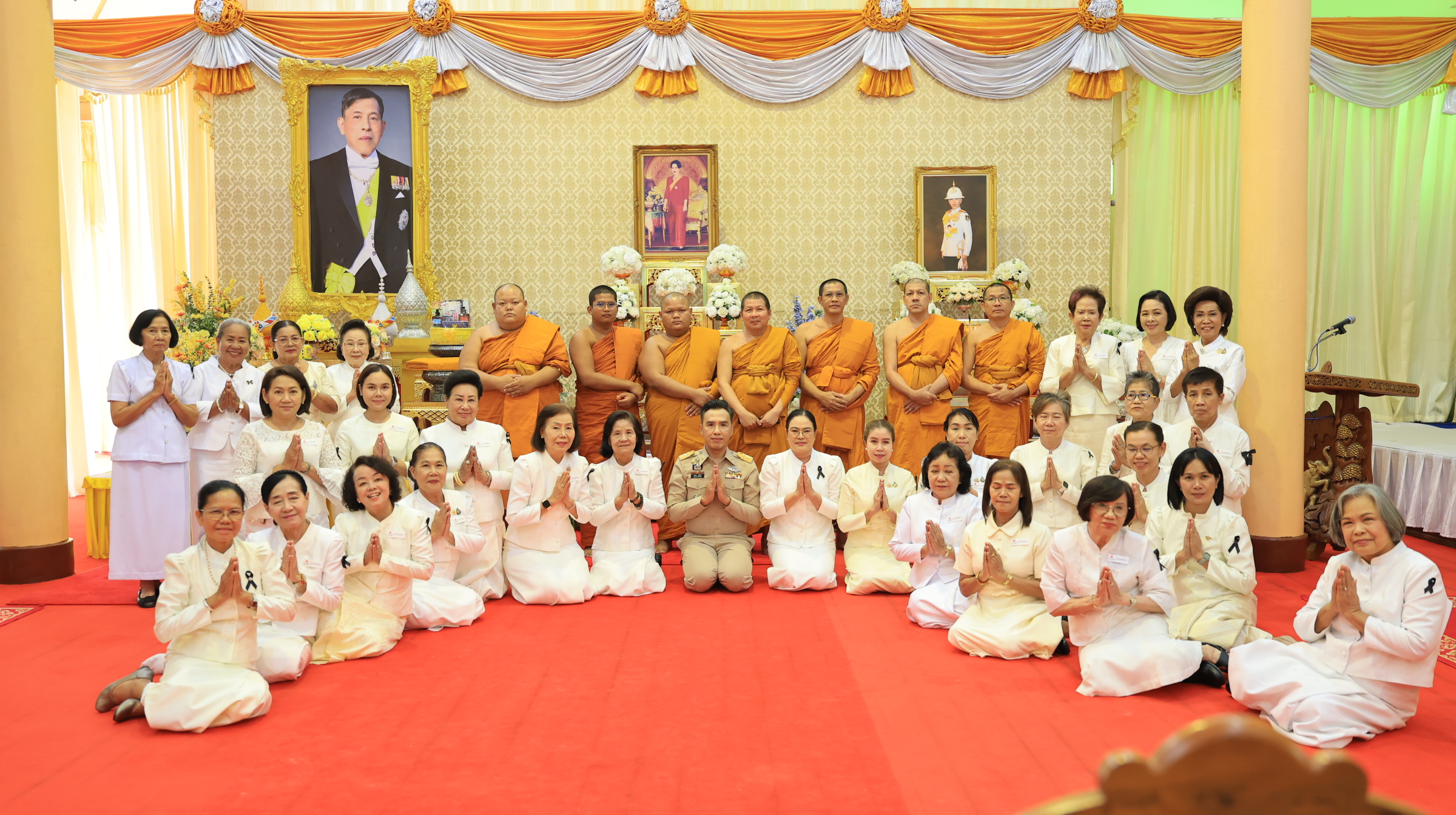 คณะสงฆ์จังหวัดลพบุรี โดยวัดเสาธงทอง พระอารามหลวง ร่วมกับสำนักงานเหล่ากาชาดจังหวัดลพบุรี จัดกิจกรรมบรรยายธรรมตามโครงการพระราชดำริ พระบาทสมเด็จพระเจ้าอยู่หัว &ldquo;ธรรมนาวา &lsquo;วัง&rsquo;&rdquo; เพื่อส่งเสริมการนำหลักธรรมคำสอนไปประยุกต์ใช้ในการดำเนินชีวิต และเสริมสร้างพลังใจให้แก่ประชาชนในพื้นที่