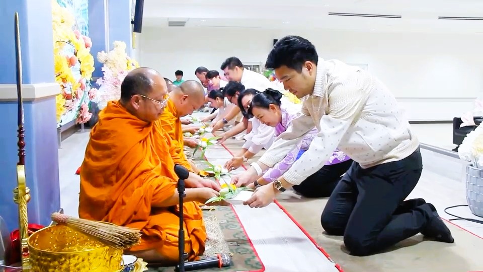 อำเภอท่าหลวง จังหวัดลพบุรี ทอดผ้าป่าปรับปรุงห้องกายภาพบำบัด โรงพยาบาลท่าหลวง เพื่อรองรับการให้บริการที่มีคุณภาพแก่ประชาชนฯ